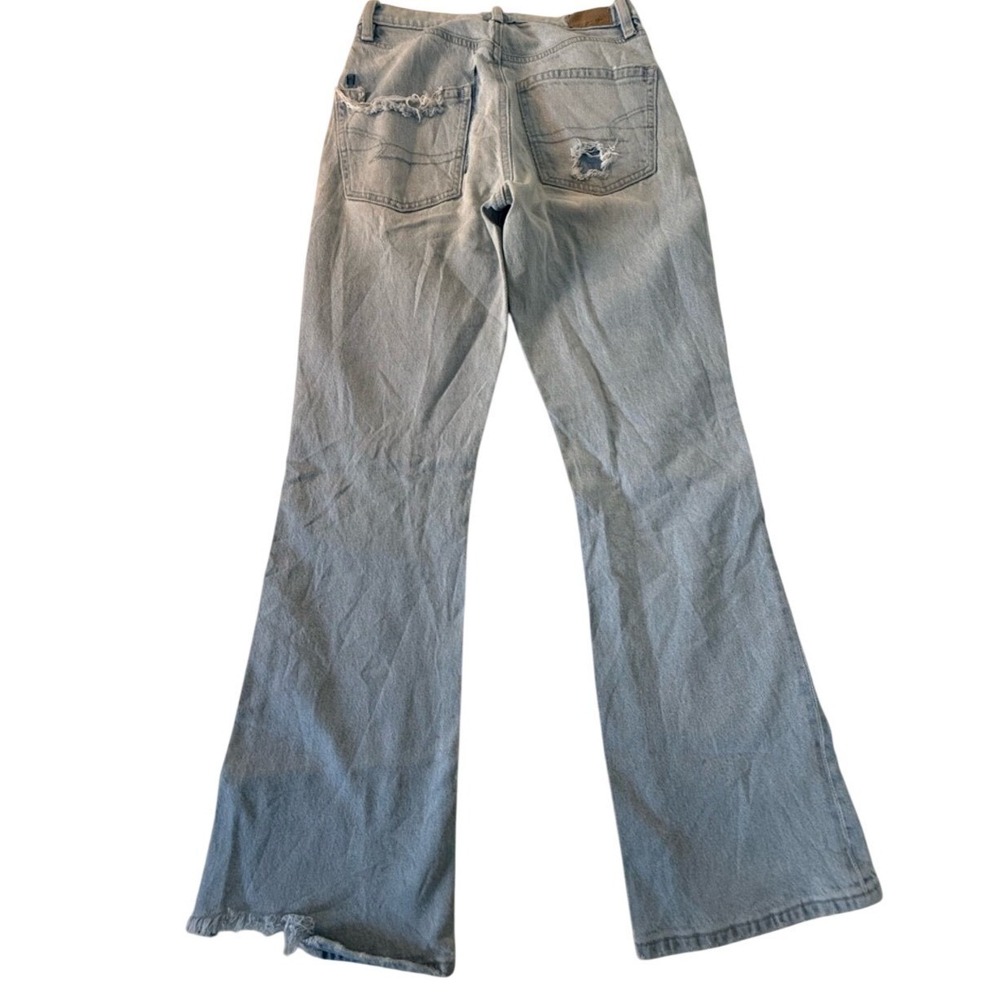 American Eagle Light Wash High Waisted Flare Distressed Jeans Size 0 Regular